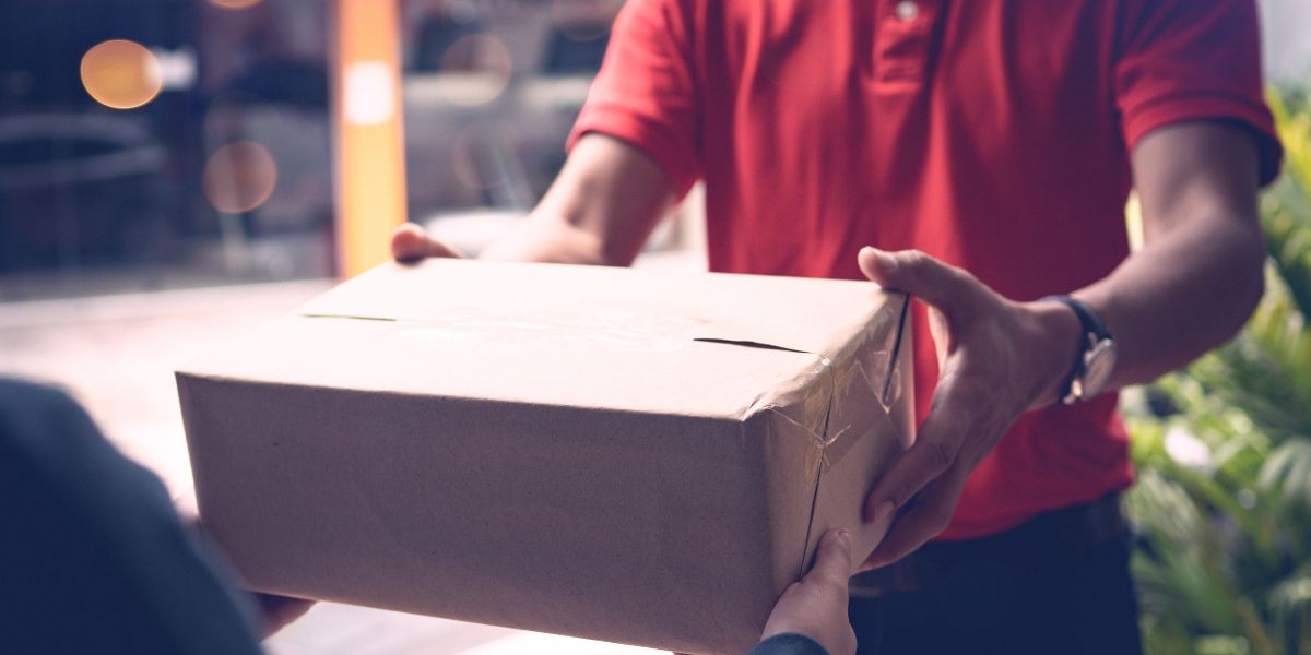 fast delivery service dubai